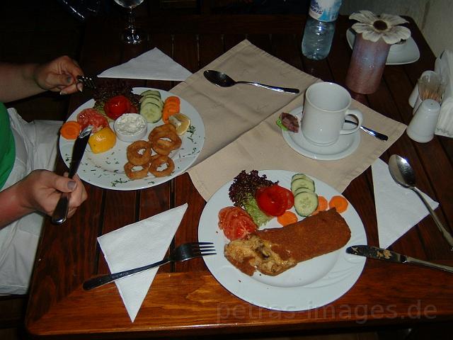 210 last night in Marmaris_restaurant.JPG